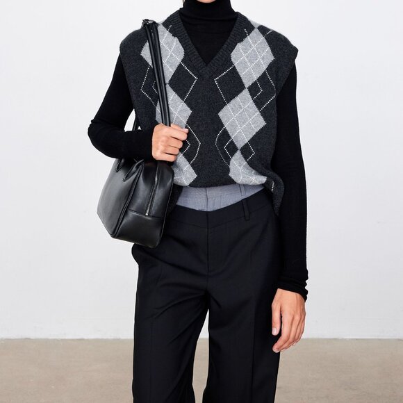 CHICJOC Luxury 100% Cashmere Argyle Sweater Vest – Size 38 - Picture 5 of 16